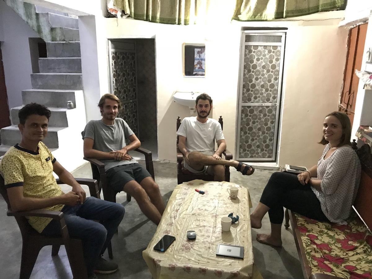 Khajuraho Homestay ภายนอก รูปภาพ
